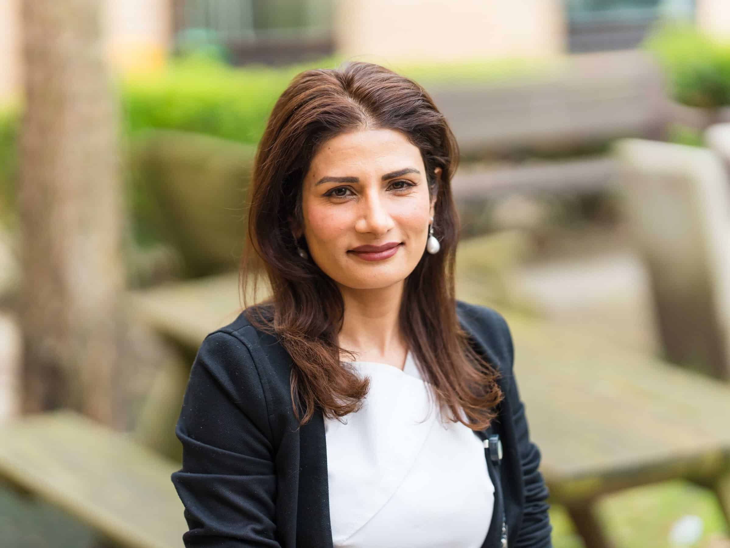 Dr Humaira Aziz